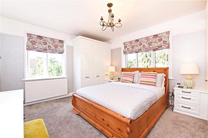 4 Bedroom Detached House For Sale In Church Walk, Great Billing, Northamptonshire, NN3