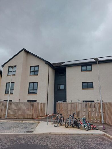 2 Bedroom Apartment To Rent In Hays Walk, Edinburgh, EH41