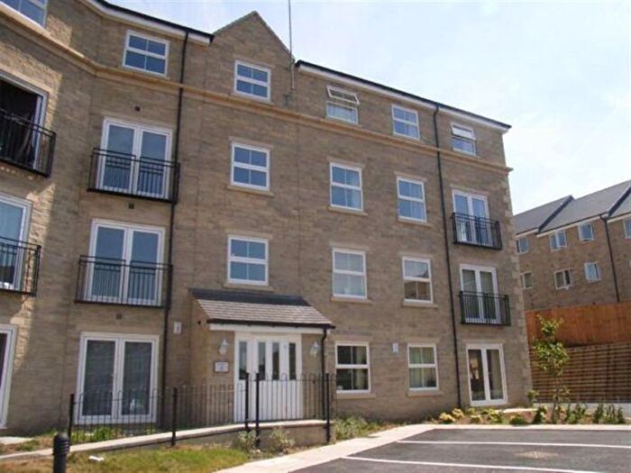 2 Bedroom Flat To Rent In Winding Rise, Spool Court, Brighouse, HD6