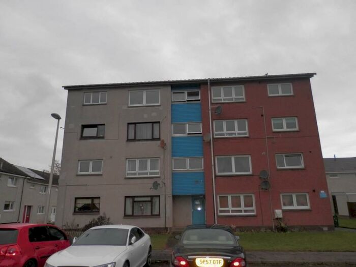 2 Bedroom Flat To Rent In Stroma Court, Perth, PH1