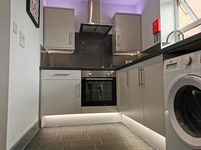 1 Bedroom Flat To Rent In Green Street, Gillingham, ME7