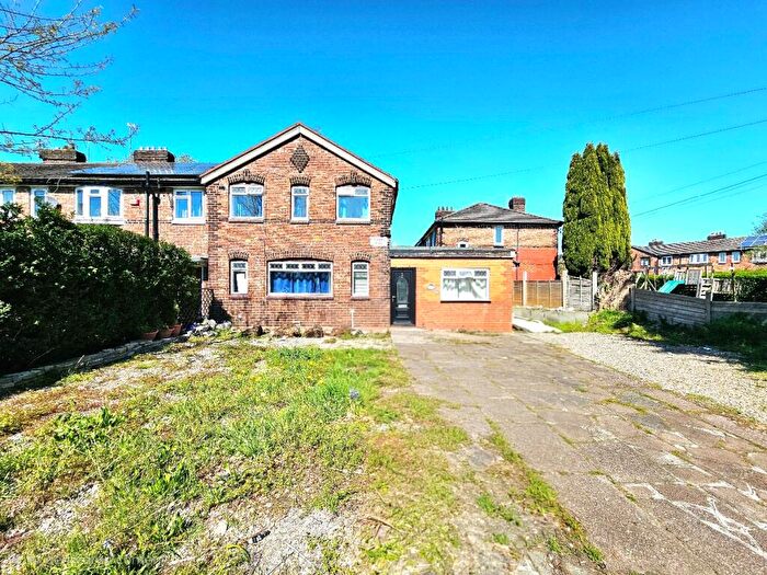 3 Bedroom Semi-Detached House To Rent In Fernhurst Road, Withington, Manchester, M20