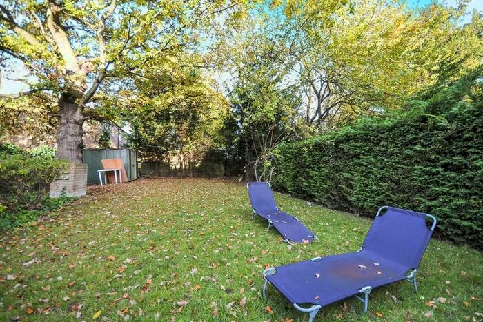 4 Bedroom Terraced House To Rent In Fishponds Road, London, SW17