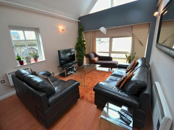 3 Bedroom Flat To Rent In The Tannery, Curzon Place, Gateshead, NE8