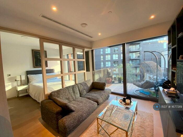 Studio To Rent In Viaduct Gardens, London, SW11