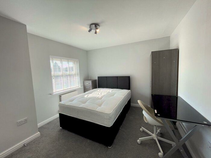 5 Bedroom House Of Multiple Occupation To Rent In Good Yards Close, Loughborough - Inc Bills, LE11