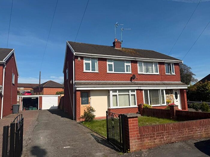 3 Bedroom Semi Detached House To Rent In Clarence Road, Wrexham, LL11