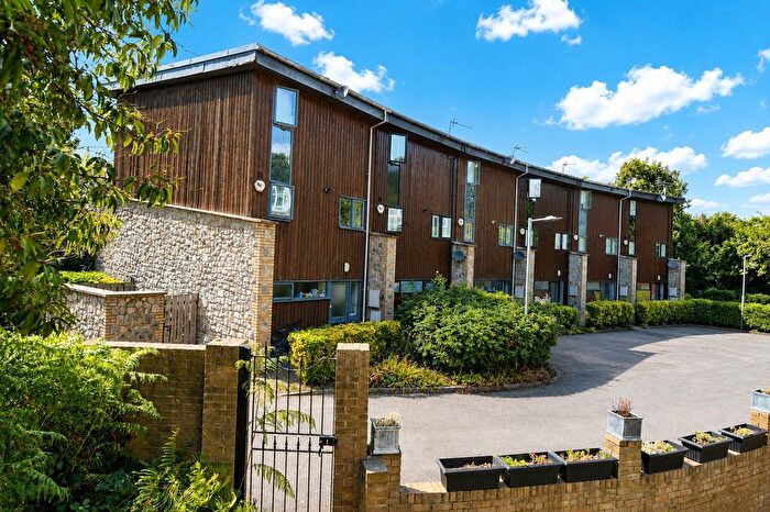 3 Bedroom Terraced House For Sale In Sandling Place Court, Maidstone, ME14