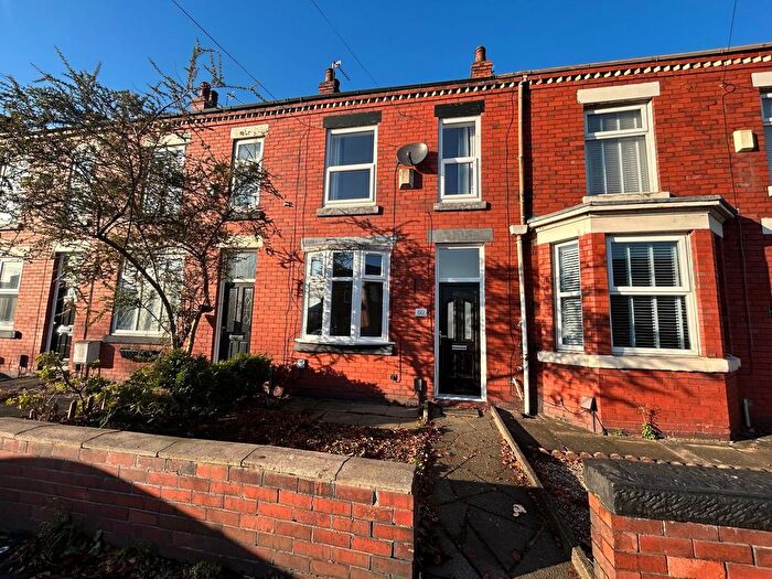 2 Bedroom Terraced House For Sale In Newearth Road, Worsley, M28