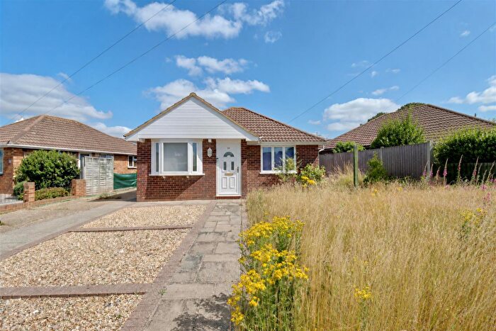 4 Bedroom Detached Bungalow For Sale In Moody Road, Hill Head, Fareham, PO14