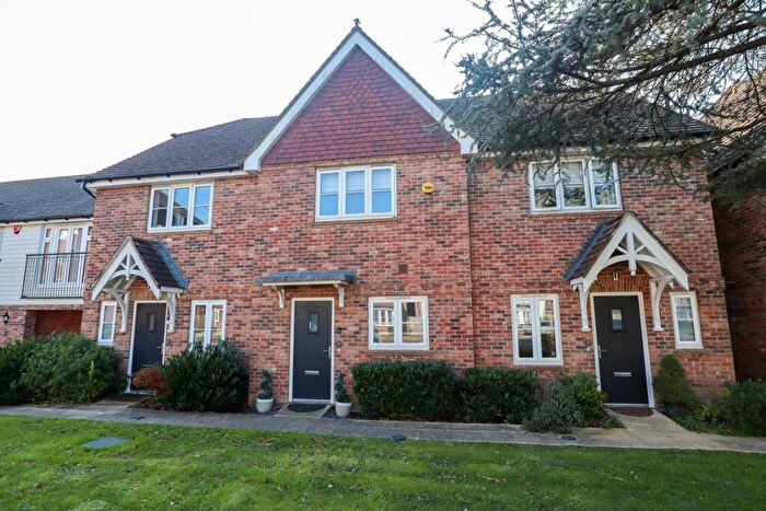2 Bedroom Terraced House For Sale In Woodview Way, Caterham, CR3
