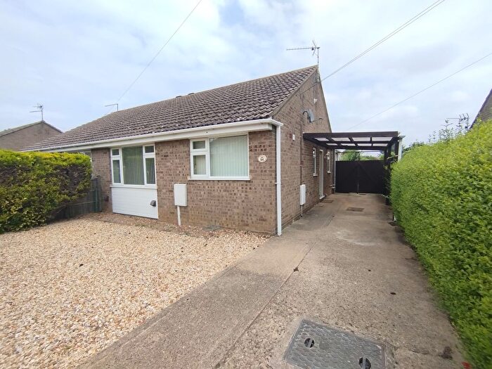 2 Bedroom Semi-Detached Bungalow To Rent In Churchill Road, PE9