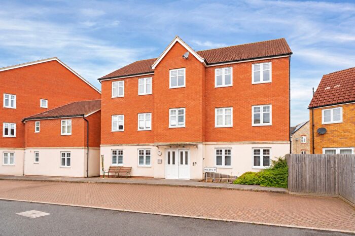 2 Bedroom Flat For Sale In Tilia Way, Bourne, PE10