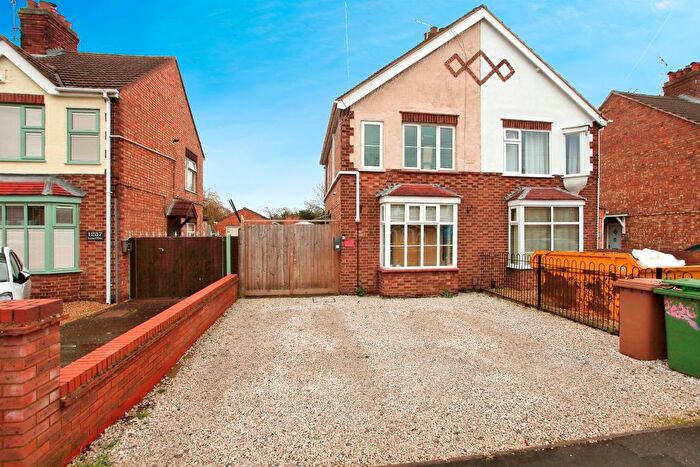 2 Bedroom Semi-Detached House For Sale In Lincoln Road, Werrington, Peterborough, PE4