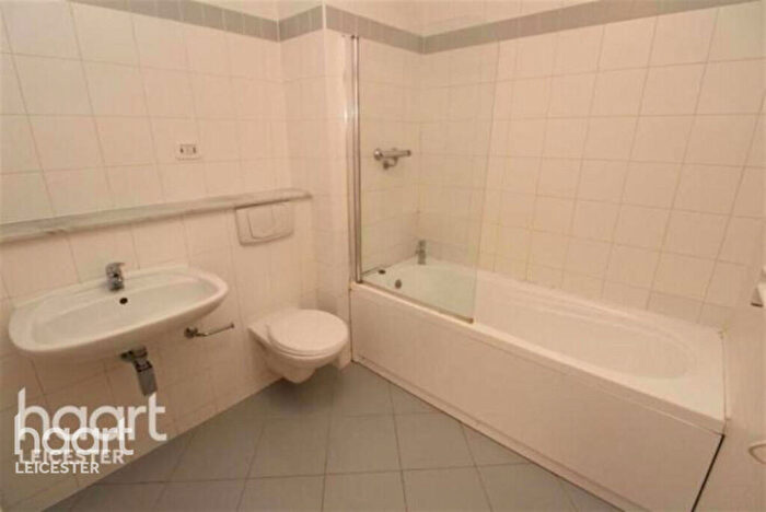 2 Bedroom Apartment For Sale In Sanvey Gate, Leicester, LE1