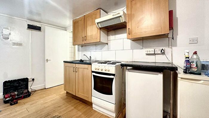 House To Rent In Church Road, Lawrence Hill, BS5