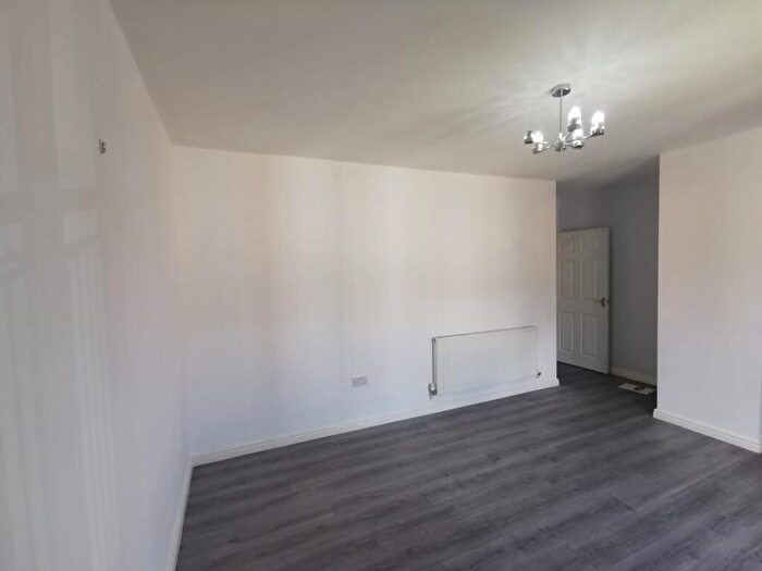 2 Bedroom Flat For Sale In Archers Walk, Trent Vale, Stoke-on-trent, ST4