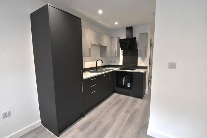 2 Bedroom Flat To Rent In - George Street, Hull, HU1