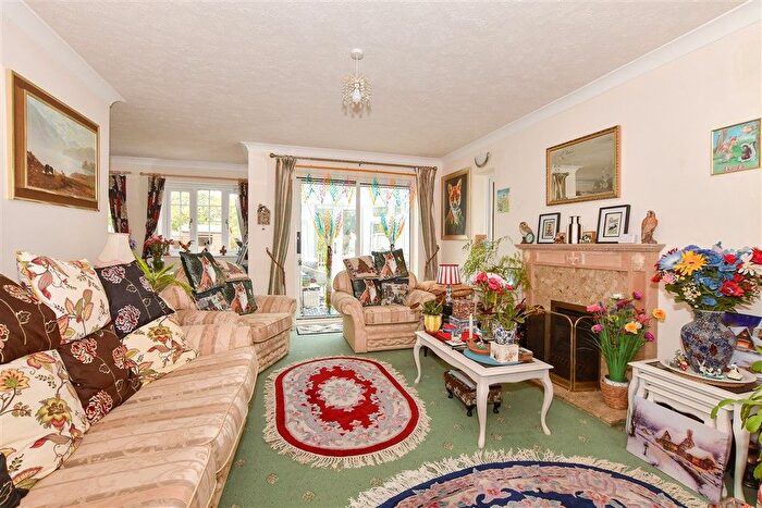 3 Bedroom Semi-detached House For Sale In The Sycamores, Hassocks, West Sussex, BN6