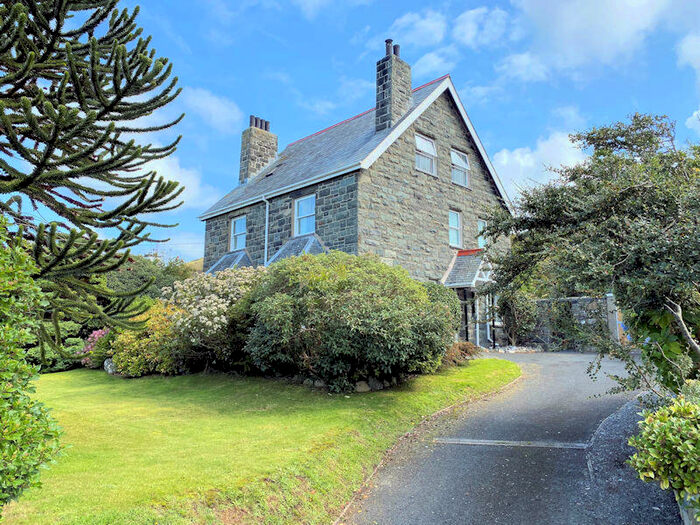 5 Bedroom Detached House For Sale In Hafod Arfor Llwyngwril, LL37
