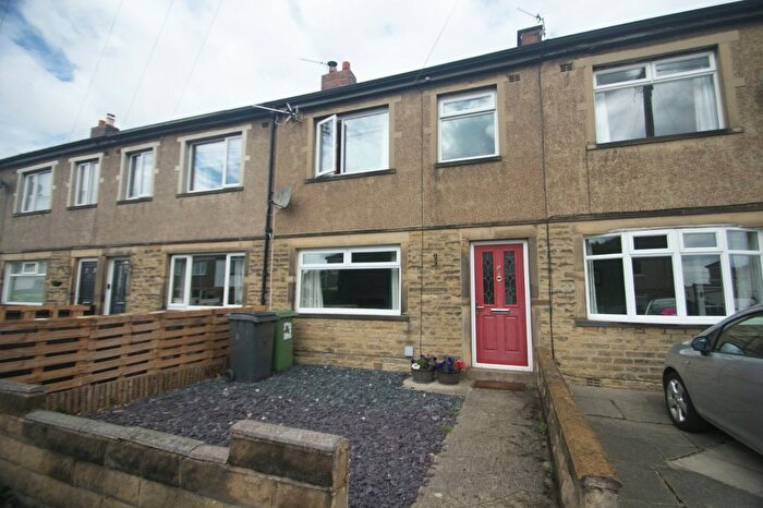 3 Bedroom Detached House To Rent In Moorfield Crescent, Pudsey, West Yorkshire, Uk, LS28