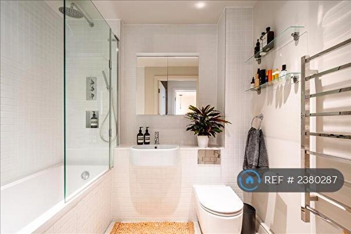 1 Bedroom Flat To Rent In Macpherson Apartments, London, E2
