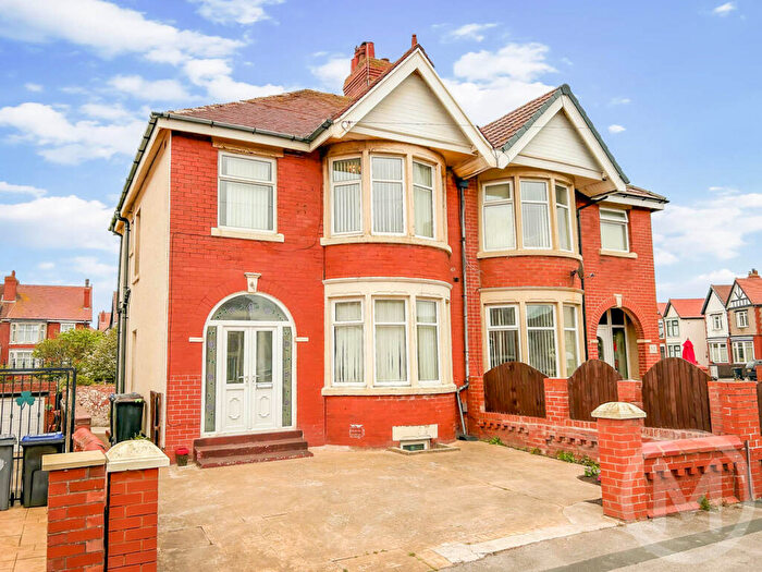 3 Bedroom Semi Detached House For Sale In Pennystone Road, Bispham, FY2