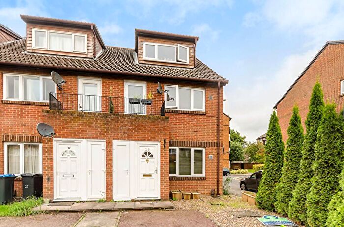 1 Bedroom Maisonette To Rent In Glenbuck Road, Surbiton, KT6