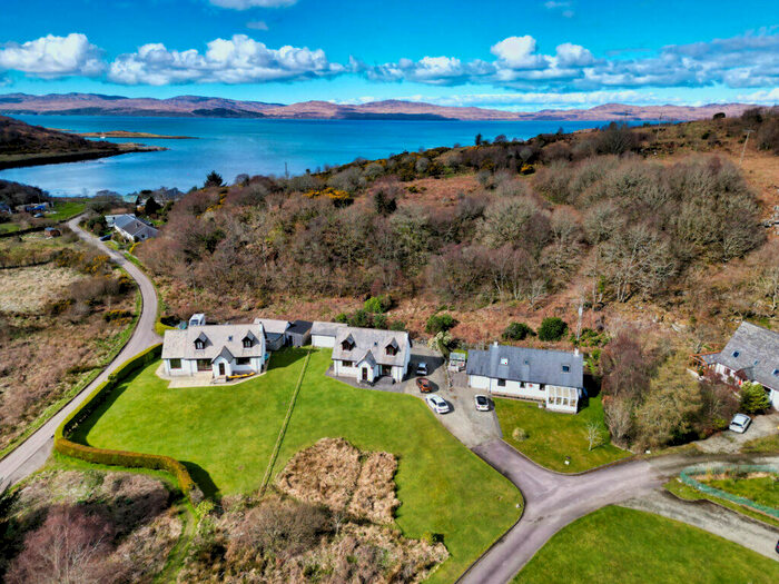 4 Bedroom Detached House For Sale In Tigh Dearg, Tayvallich, By Lochgilphead, Argyll, PA31