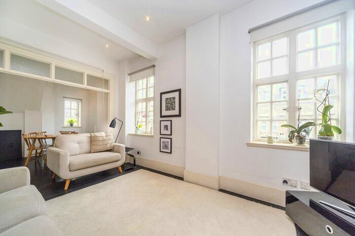 2 Bedroom Flat To Rent In Little Titchfield Street, Fitzrovia, London, W1W