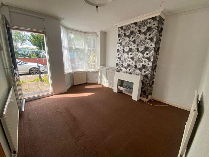 2 Bedroom Terraced House To Rent In Milligan, Leicester, LE2