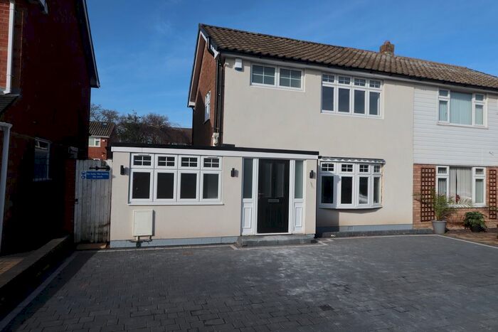 3 Bedroom Semi-Detached House To Rent In Meadow Road, Aldridge, Walsall, WS9