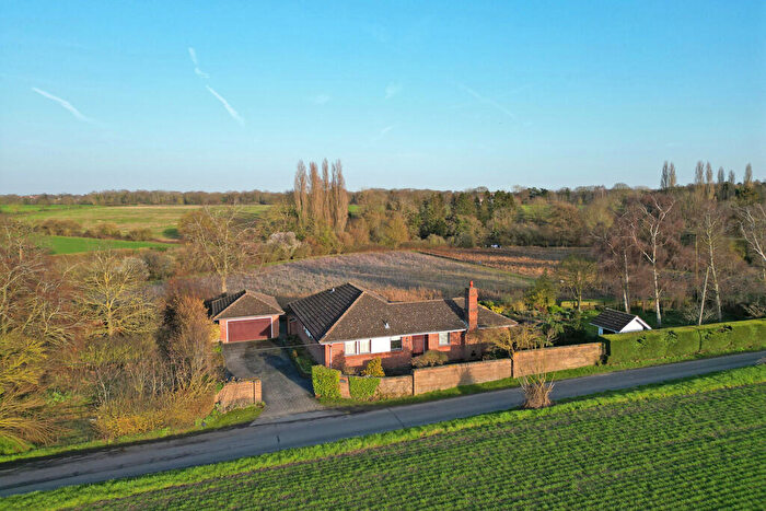 3 Bedroom Detached Bungalow For Sale In Wenham Lane, Great Wenham, CO7