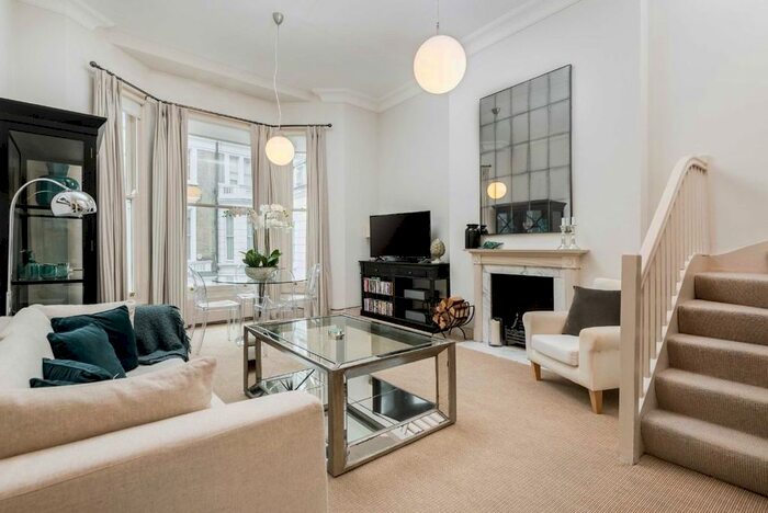 2 Bedroom Flat To Rent In Linden Gardens, London, W2