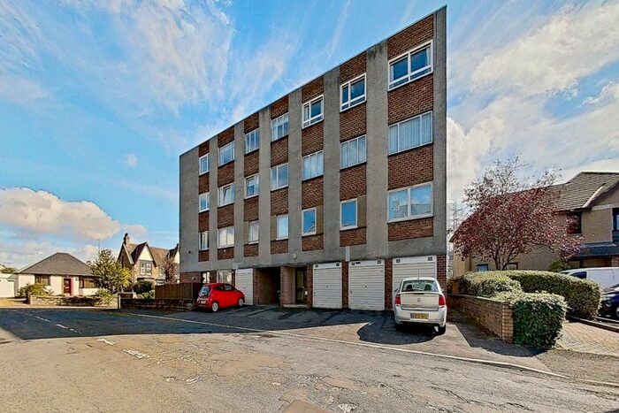 2 Bedroom Flat To Rent In Murray Street, Dundee, DD4