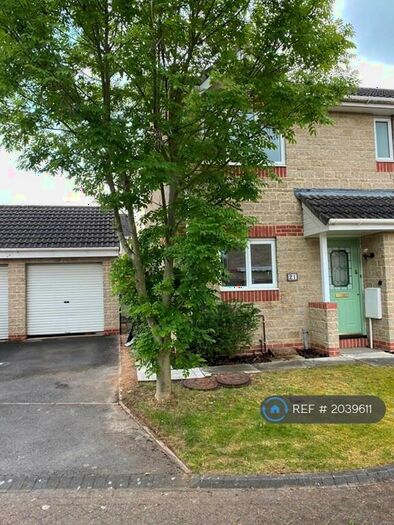 3 Bedroom Semi-Detached House To Rent In Forbes Close, Gloucester, GL4