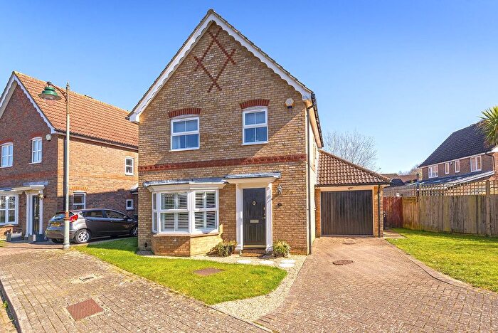 3 Bedroom Detached House To Rent In Bramley Way, Kings Hill, ME19