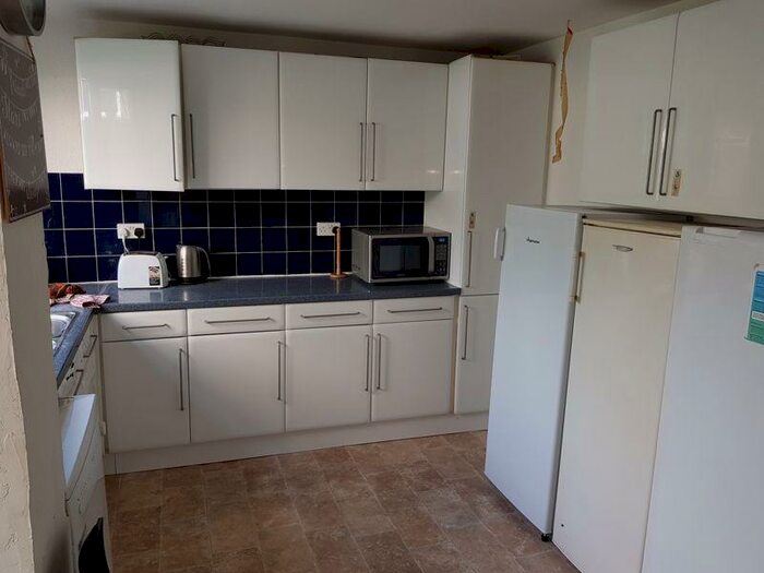 6 Bedroom Terraced House To Rent In Victoria Park, Bristol, BS16