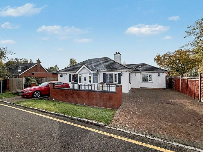 3 Bedroom Detached Bungalow For Sale In Poplar Road, Denham, UB9