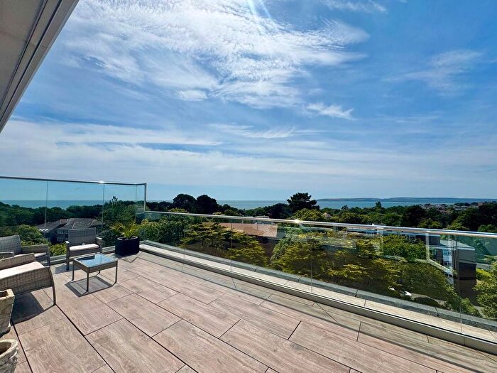 2 Bedroom Flat To Rent In West Cliff Road, Westbourne, Bournemouth, BH4