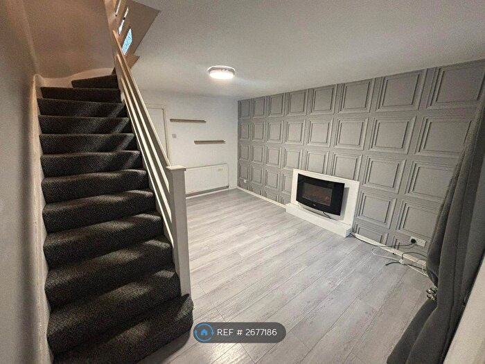 2 Bedroom Terraced House To Rent In Jedburgh Avenue, Wolverhampton, WV6