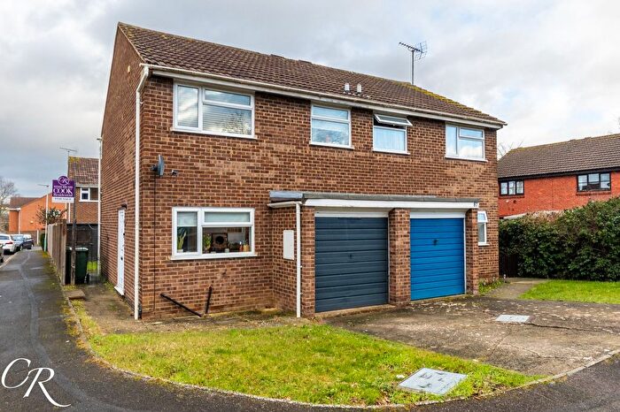 3 Bedroom Semi Detached House For Sale In Windyridge Gardens, Wymans Brook, GL50