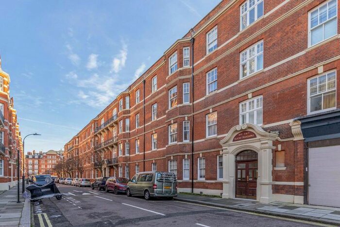 3 Bedroom Flat To Rent In Bishop Kings Road, London, W14