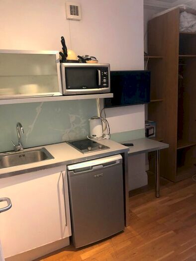 Studio To Rent In St Petersburgh Pl, Bayswater, London, W2