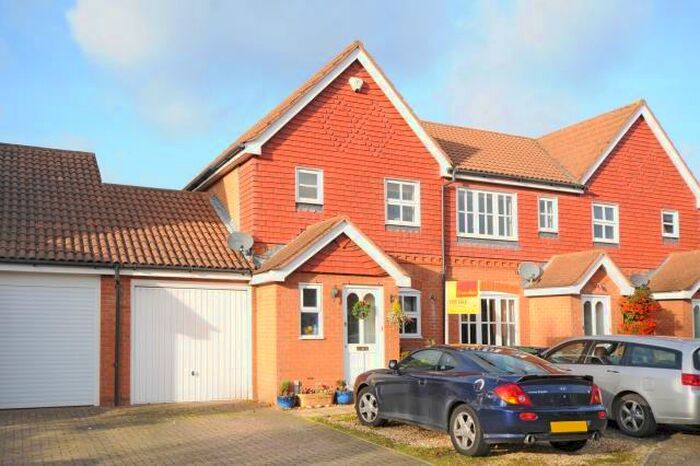 2 Bedroom Terraced House To Rent In Didcot, Oxfordshire, OX11