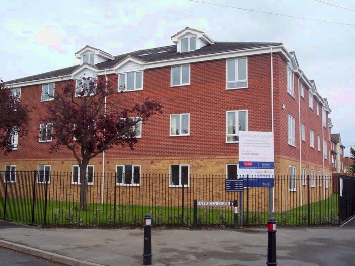 2 Bedroom Flat To Rent In Oliver Court, Patricia Close, SL1