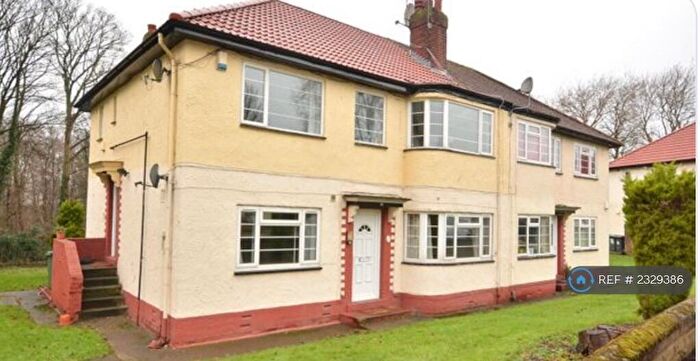 2 Bedroom Flat To Rent In Sandringham Drive, Leeds, LS17