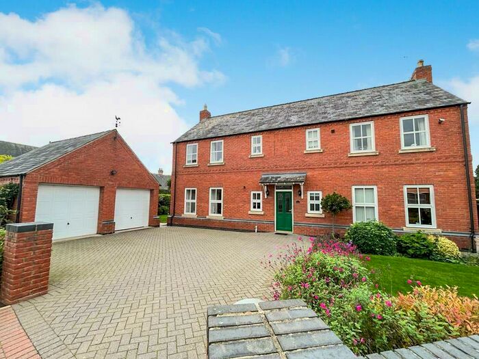 4 Bedroom Detached House For Sale In Abbey Park, Torksey, Lincoln, LN1