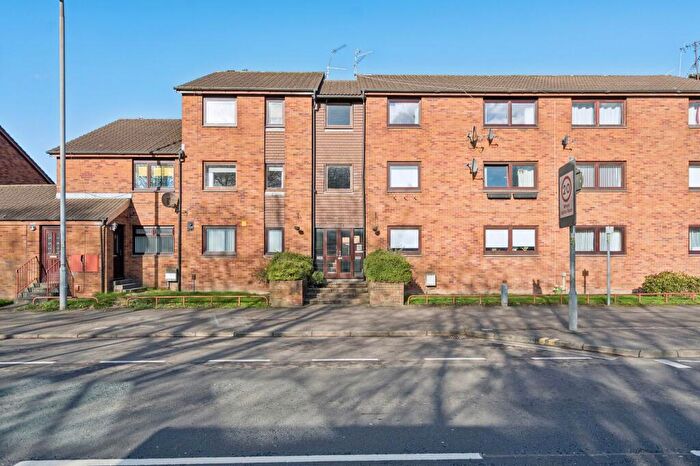 2 Bedroom Flat For Sale In Dumbarton Road, Whiteinch, G14