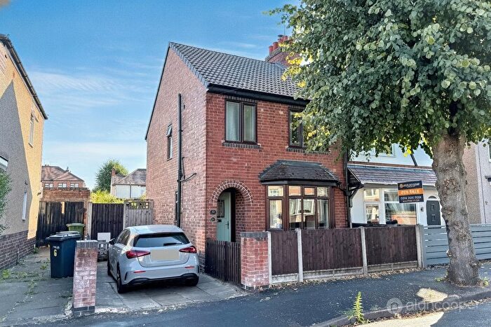 2 Bedroom Semi Detached House For Sale In Bentley Road, Nuneaton, CV11